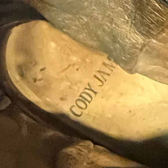 Square - Picture 15 of 15